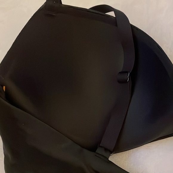 Maidenform black bra, size 36C - Picture 5 of 9